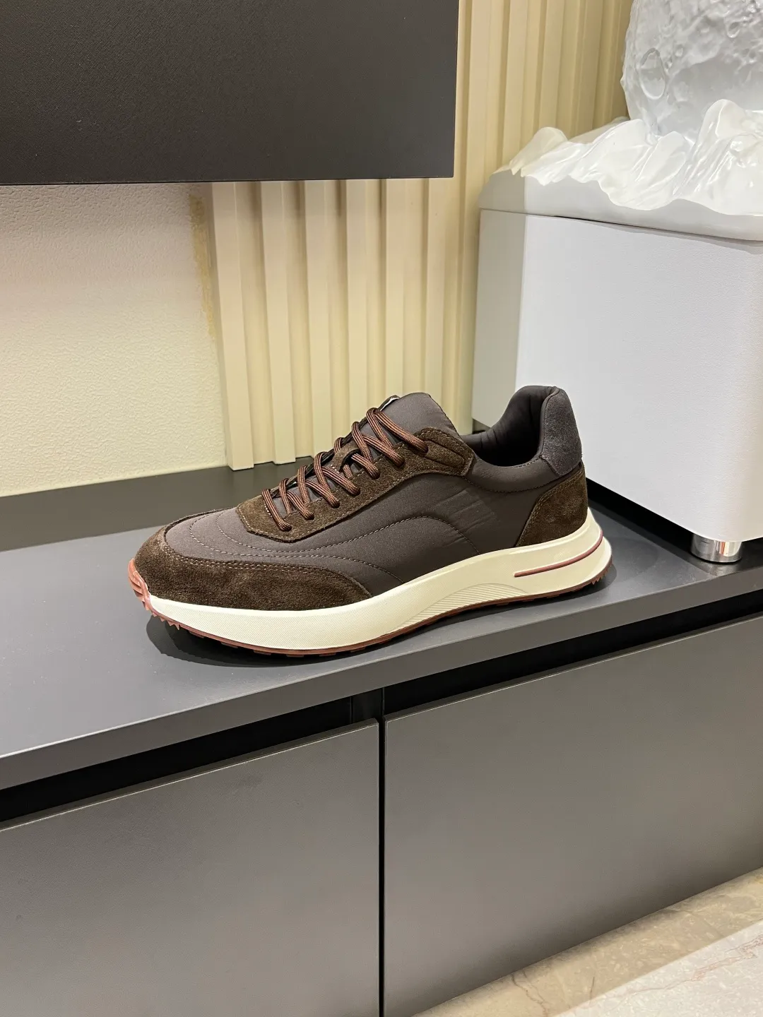 Men's men's shoes 💰p480 Loro men's shoes 💰piana niche classic jogging shoes, men's lace-up casual shoes and sneakers, high-quality lightweight and comfortable fabrics, suitable for outdoor leisure, the color scheme is young and energetic, and it looks great with sportswear or casual suits! Size: 38-44 (45 customized)